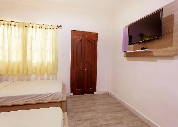 Segara Sadhu Apartment *